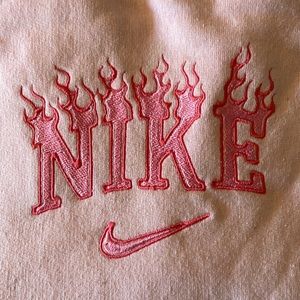 Womens embroidered crewneck